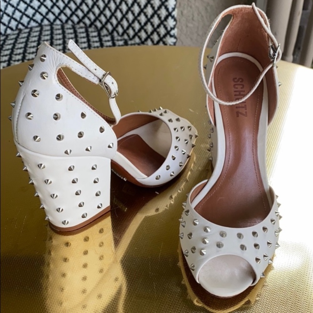 Schutz spike wedges 8
